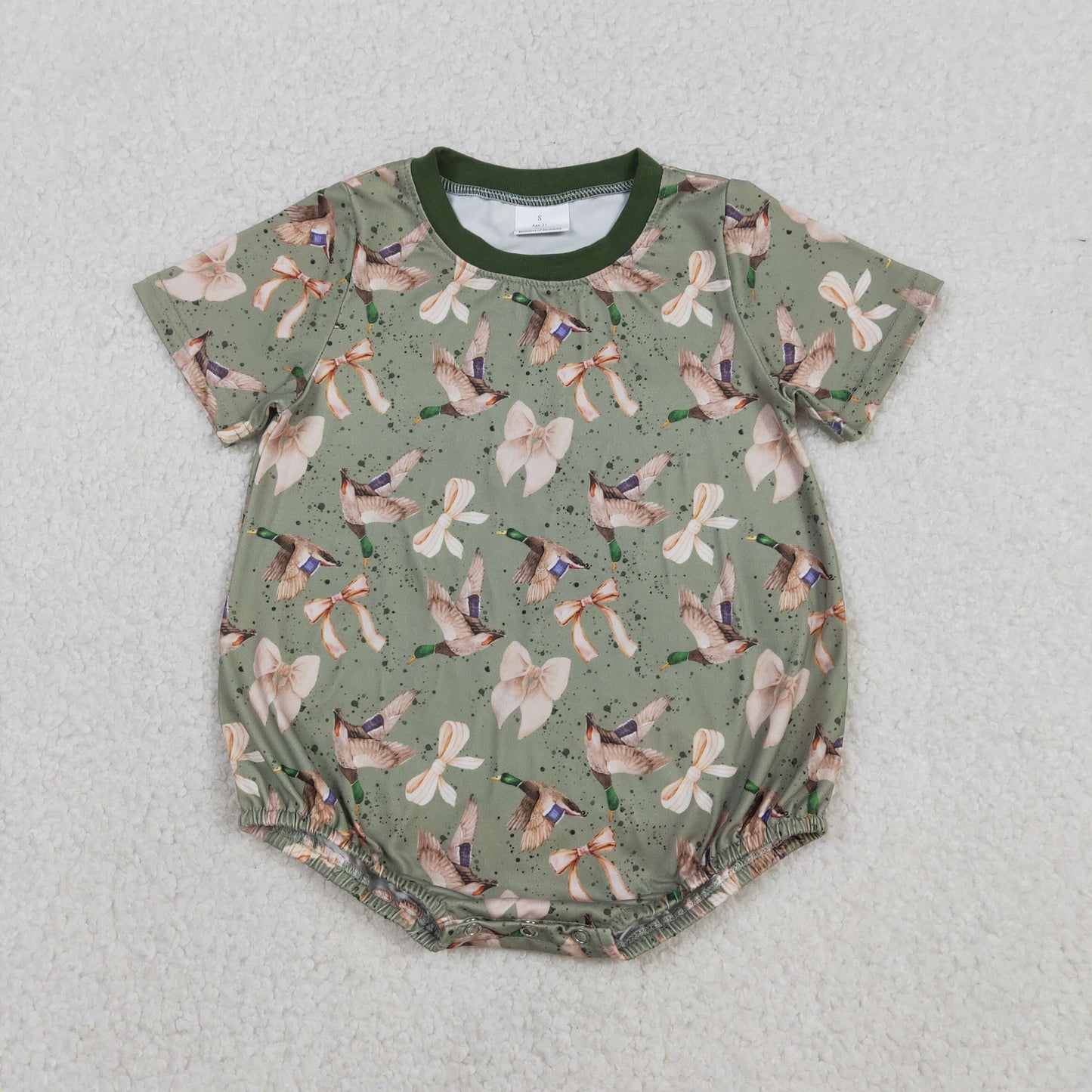 SR3421 Baby Girls Short Sleeve Bows Ducks Hunting Rompers
