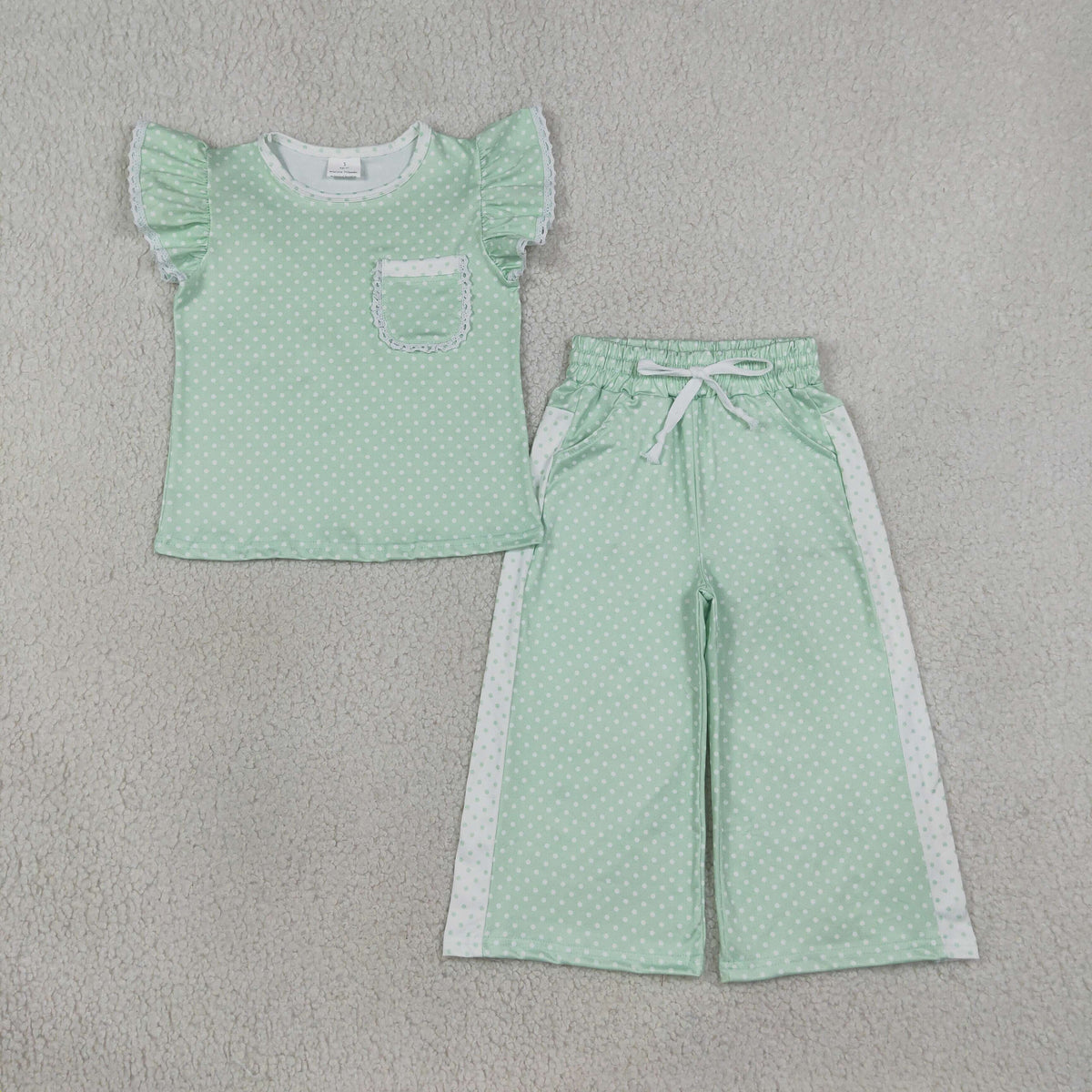 GSPO2332 Baby Girls Green Polka Dots Pocket Flutter Sleeve Top Flare Pant Clothes Set