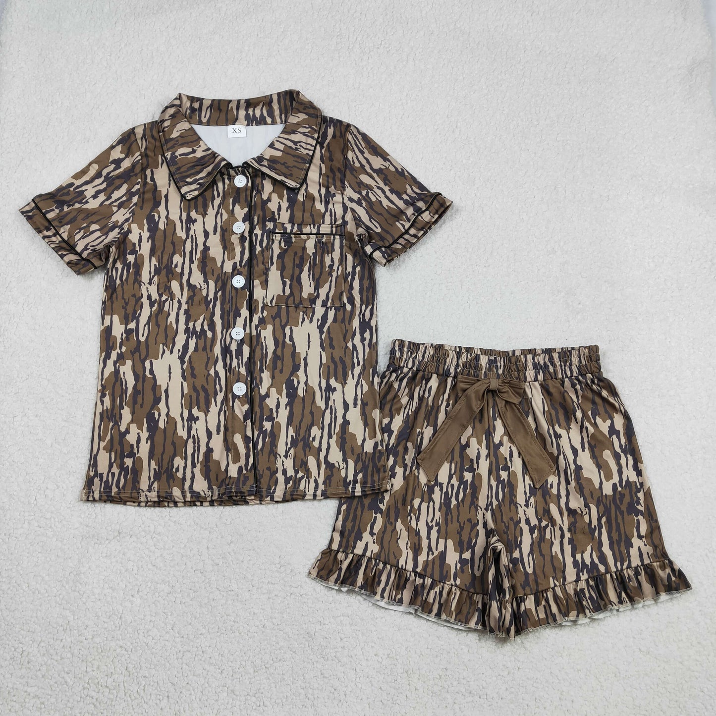 GSSO3136 Adult Women Southern Olive Camo Button Pocket Top Ruffle Short Pajamas Sets