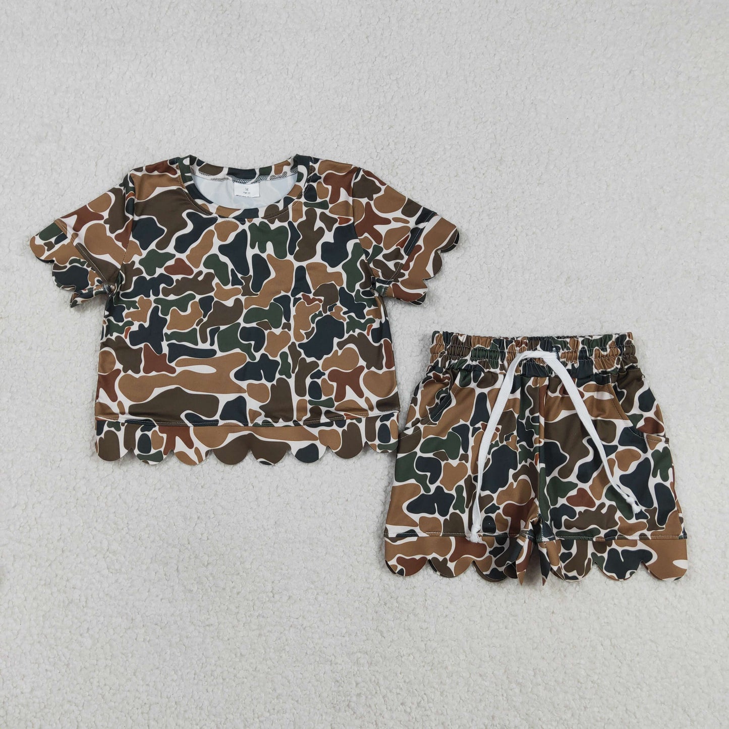 GSSO3228 Baby Girls Southern Dark Brown Camo Top Pockets Scallop Short Clothes Sets