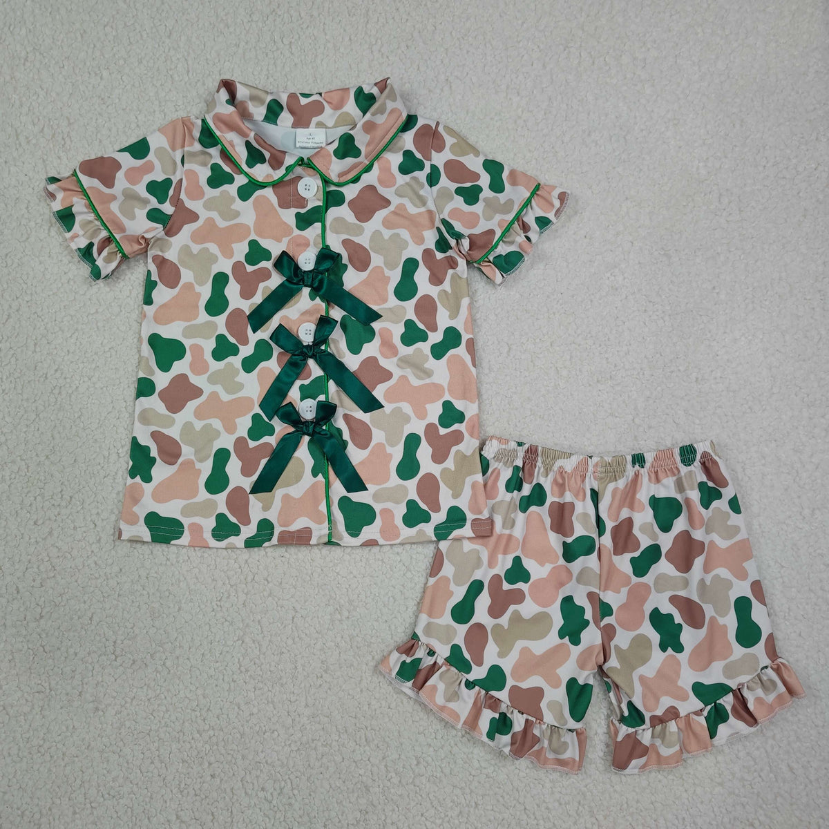 GSSO3367 Baby Girls Green Khaki Camo Bows Button Top Ruffle Short Pajamas Clothes Set