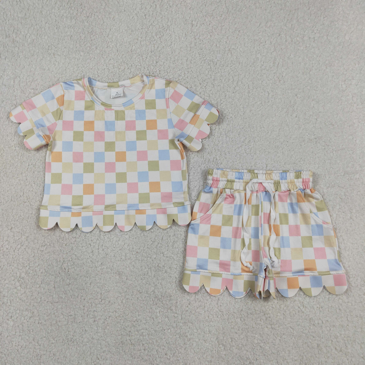 GSSO3419 Baby Girls Colorful Checked Top Pockets Short Scallop Clothes Sets