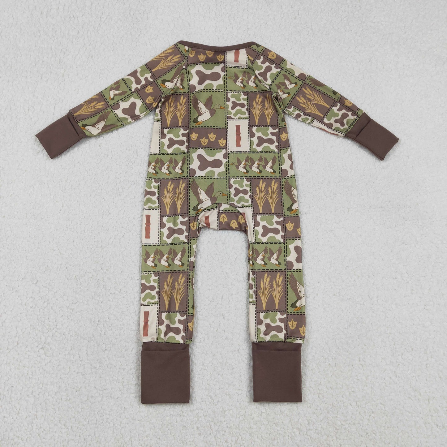 LR2949 Baby Boys Camo Ducks Checked Hunting Two Way Zip Convertible Rompers