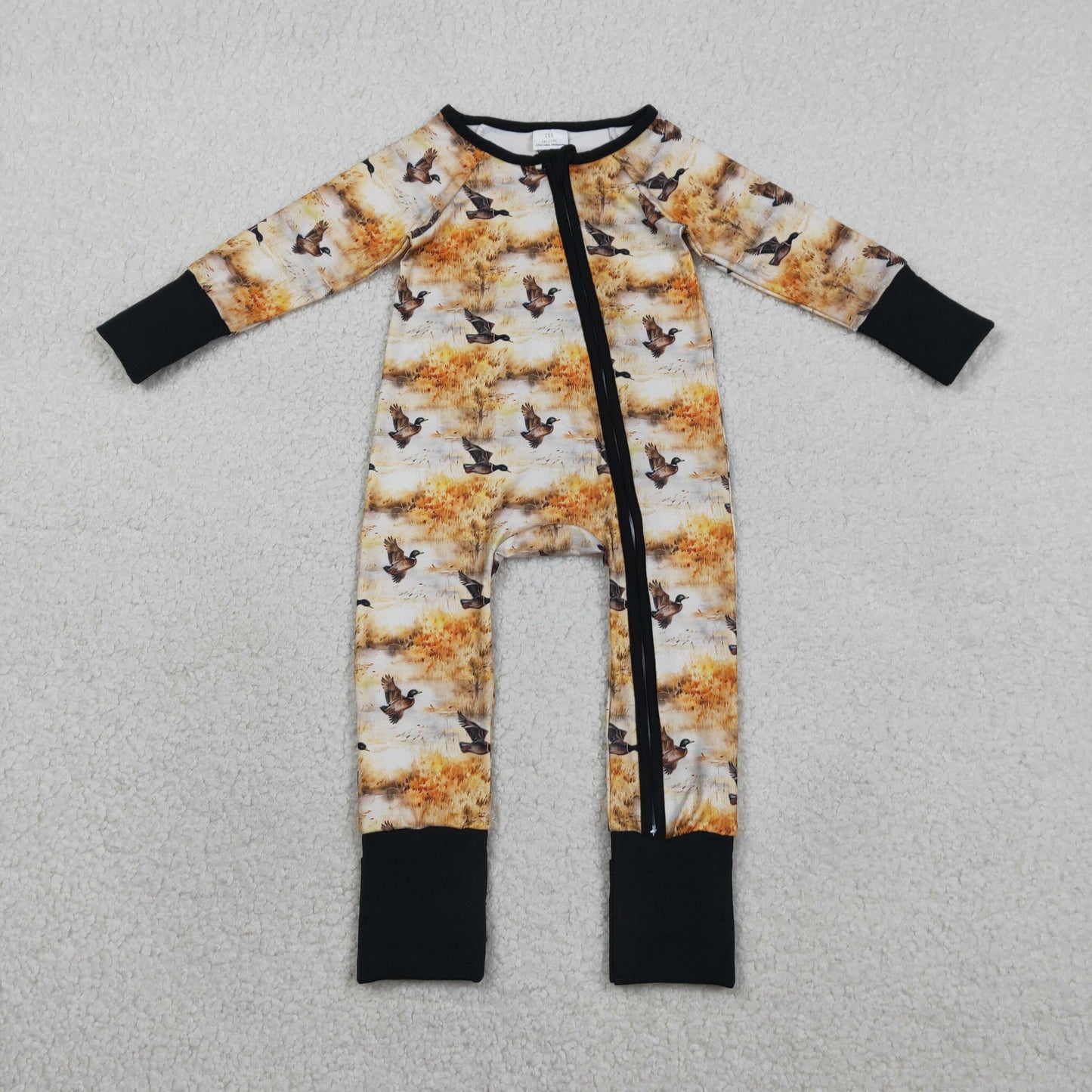 LR2986 Baby Boys Long Sleeve Ducks Hunting Two Way Zip Convertible Rompers