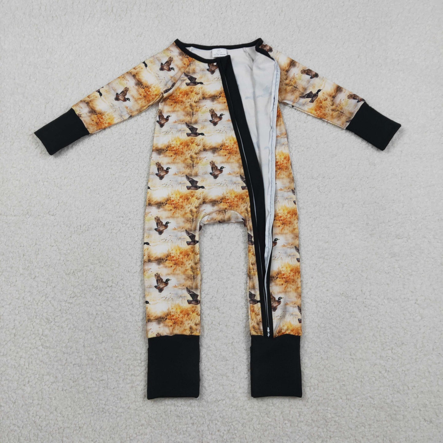 LR2986 Baby Boys Long Sleeve Ducks Hunting Two Way Zip Convertible Rompers