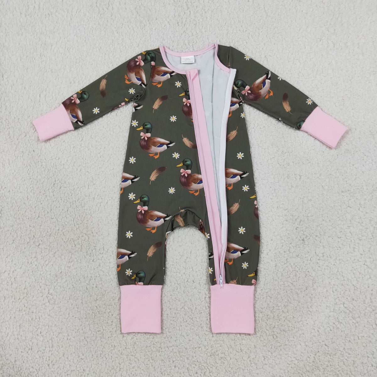 LR3225 Baby Girls Long SLeeve Pink Flowers Ducks Hunting Two Way Zip Convertible Rompers