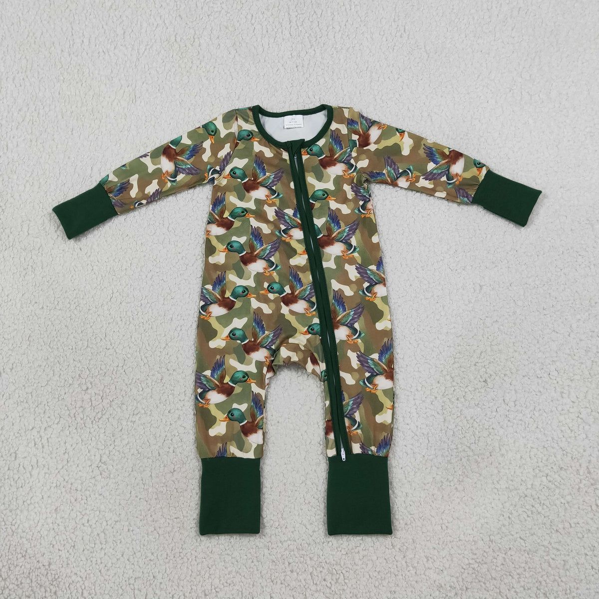 LR3249 Baby Boys Green Camo Ducks Hunting Two Way Zip Convertible Rompers