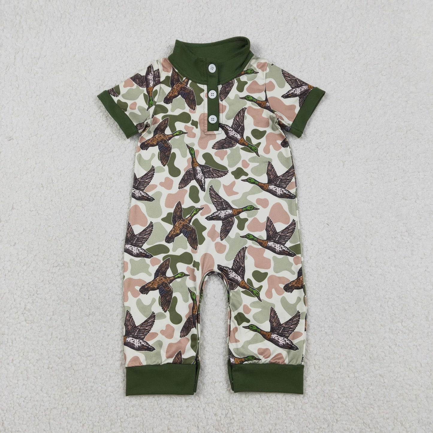 SR3634 Baby Boys Short Sleeve Southern Camo Ducks Button Hunting Rompers
